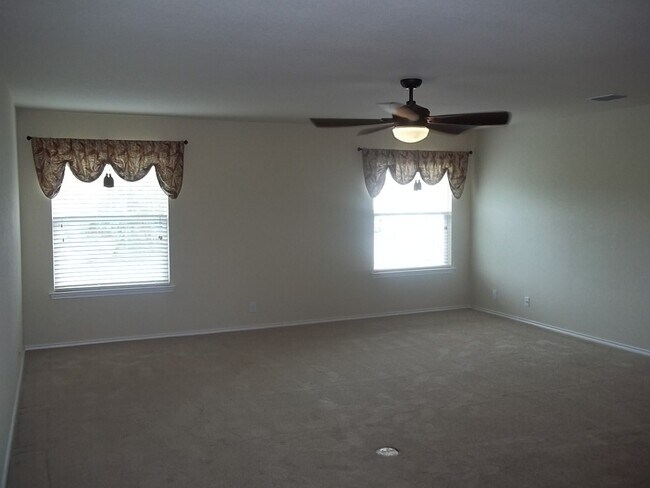 Building Photo - 9731 Common Law
