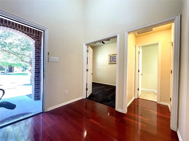 Building Photo - 1406 Rimstone Dr