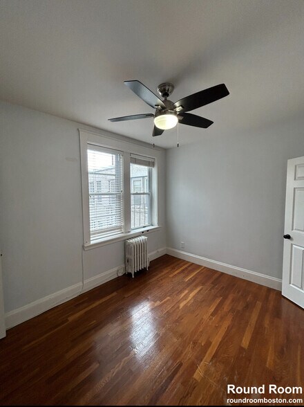 Building Photo - 2035 Commonwealth Ave