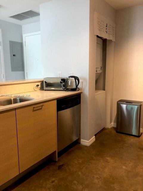 Building Photo - 350 NE 24th St