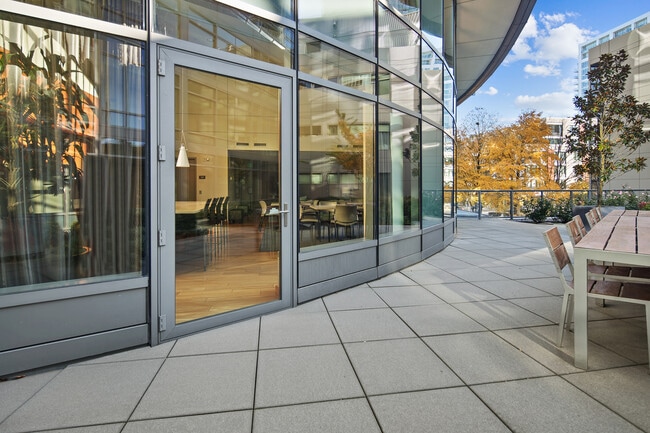 Building Photo - 3601 S River Pkwy
