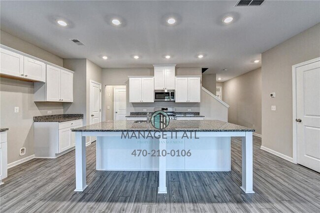 Building Photo - Beautiful 3 Bedroom Townhome in Buford Sch...
