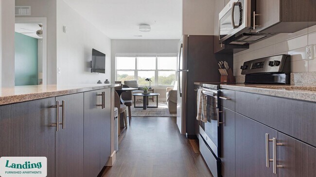 Building Photo - 1010 Enclave Blvd