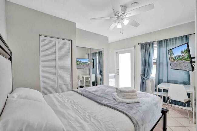 Building Photo - 326 Walnut St