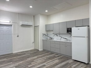 Building Photo - 30806 SW 192nd Ave