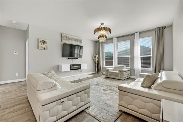 Building Photo - 1120 Gillespie Dr