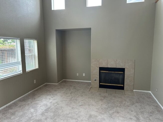 Building Photo - 32516 Guevara Dr