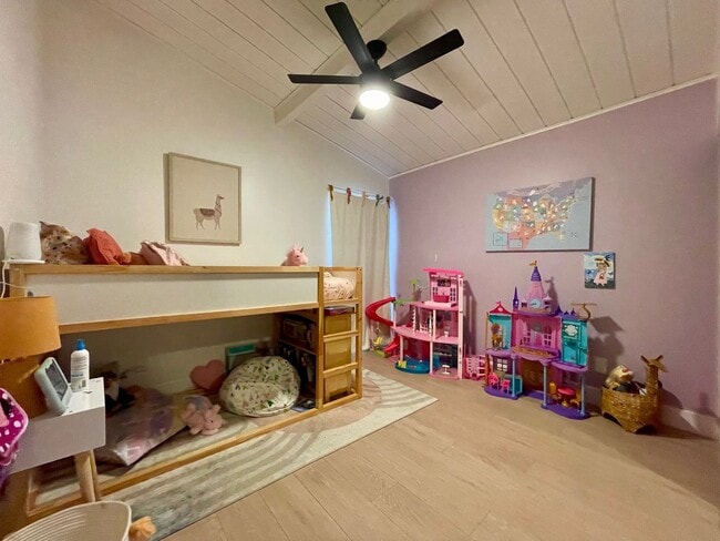 Building Photo - Gorgeous Mid century Modern home in San Ca...