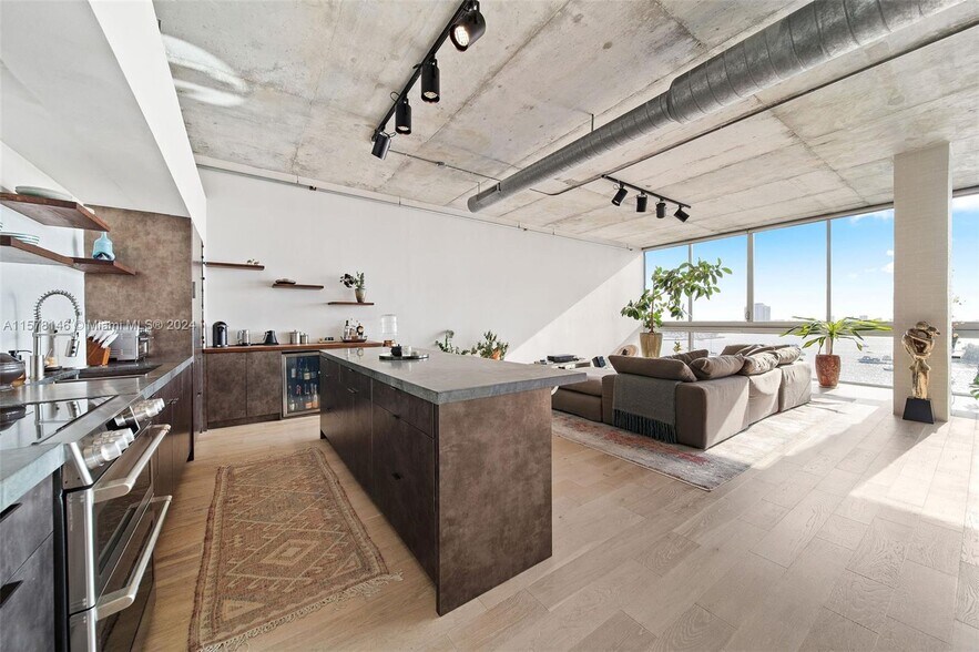 Building Photo - 7934 West Dr