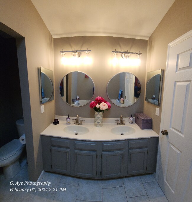 Building Photo - 634 Sandy Summit Dr