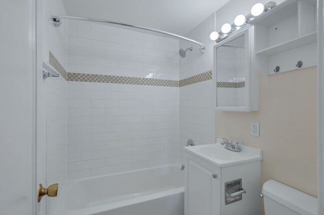 Building Photo - 6855 Reno Dr