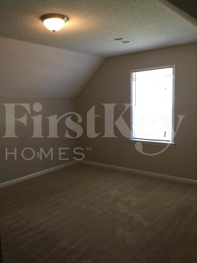 Building Photo - 138 Springfield Dr