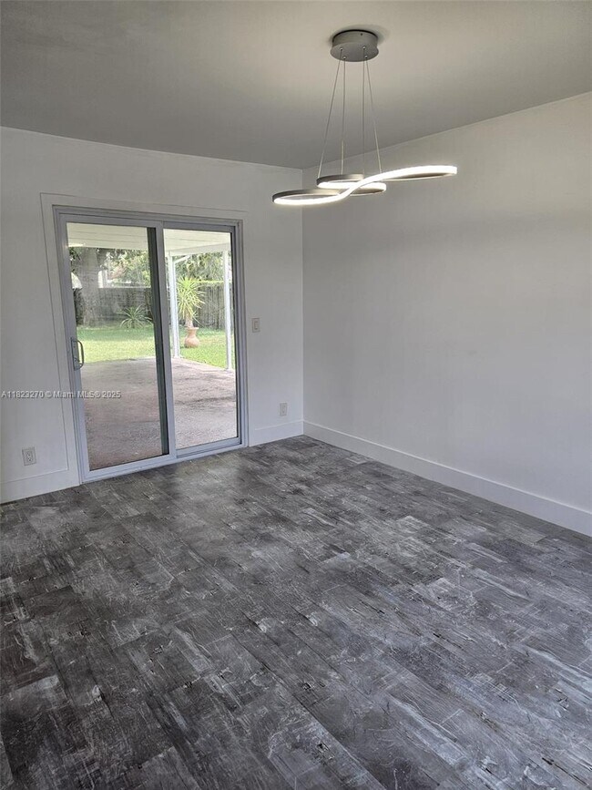 Building Photo - 15959 W Wind Cir