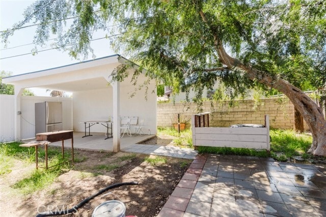 Building Photo - 16404 Donmetz St