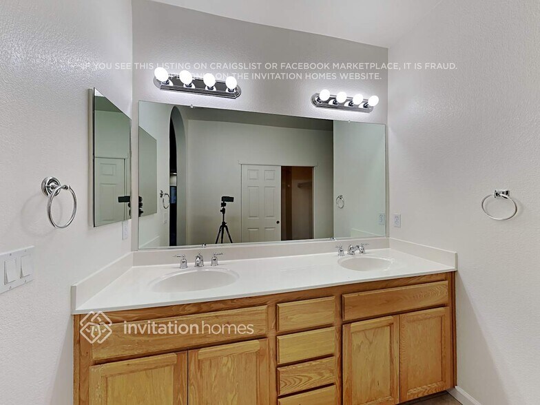 Building Photo - 3407 Duckhorn Dr