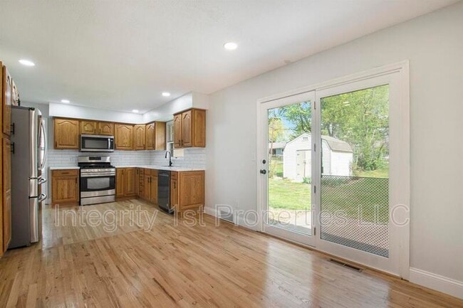 Building Photo - 9512 W 56th Terrace