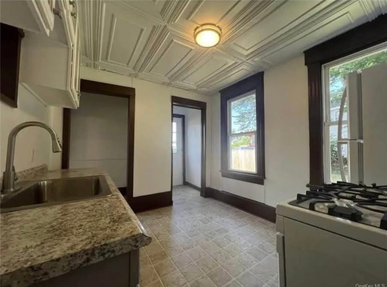 Building Photo - 242 Foxhall Ave
