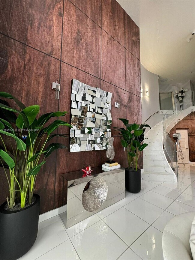 Building Photo - 8865 NW 160th Ter