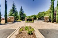 Building Photo - 70 Chambord Way