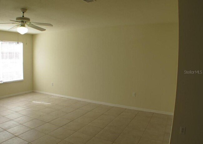 Building Photo - 5205 SW 97th Dr