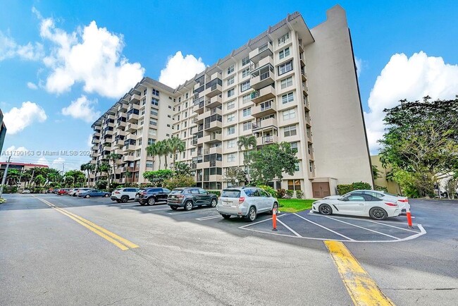 Building Photo - 777 S Federal Hwy