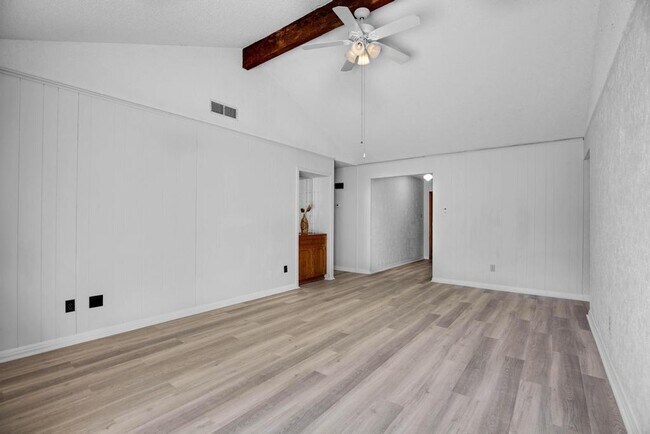 Building Photo - 9427 Braeburn Glen St