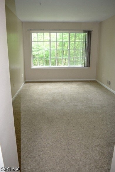 Building Photo - 177 Riveredge Dr