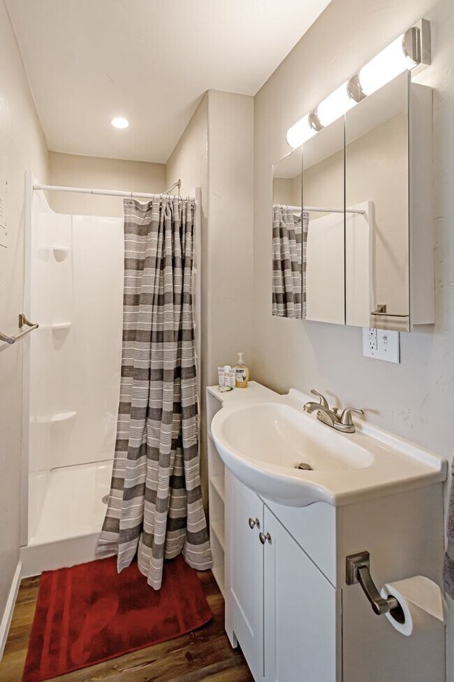 Building Photo - 62 Curlew Pl