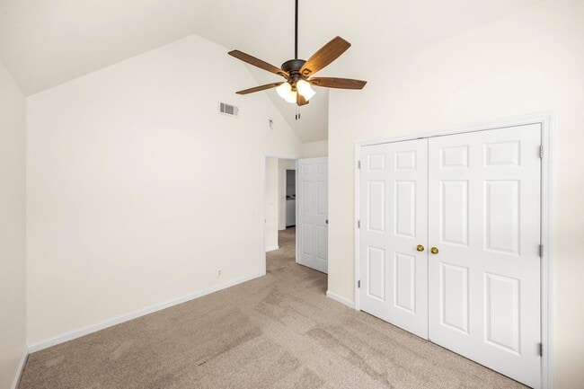 Building Photo - 7028 Sugarplum Rd