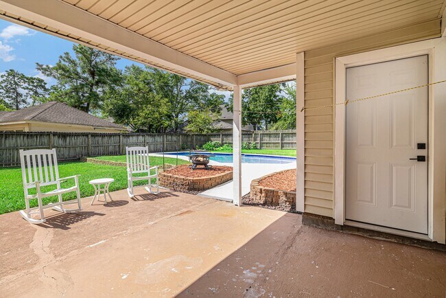 Building Photo - 15815 Ripplewind Ln