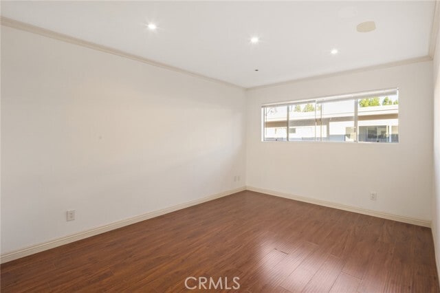 Building Photo - 5242 Lindley Ave