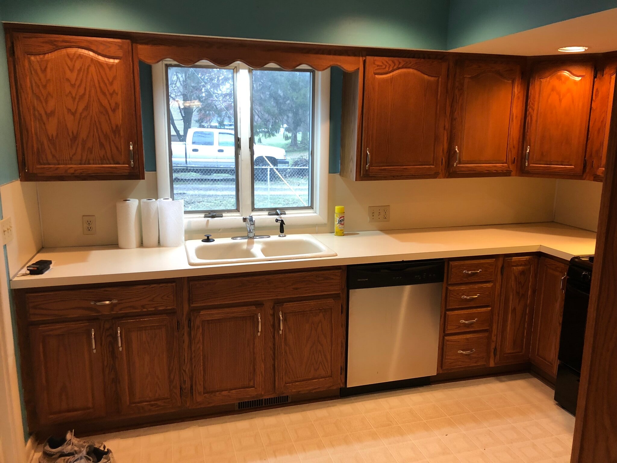 Kitchen - 3660 N Mccord Rd