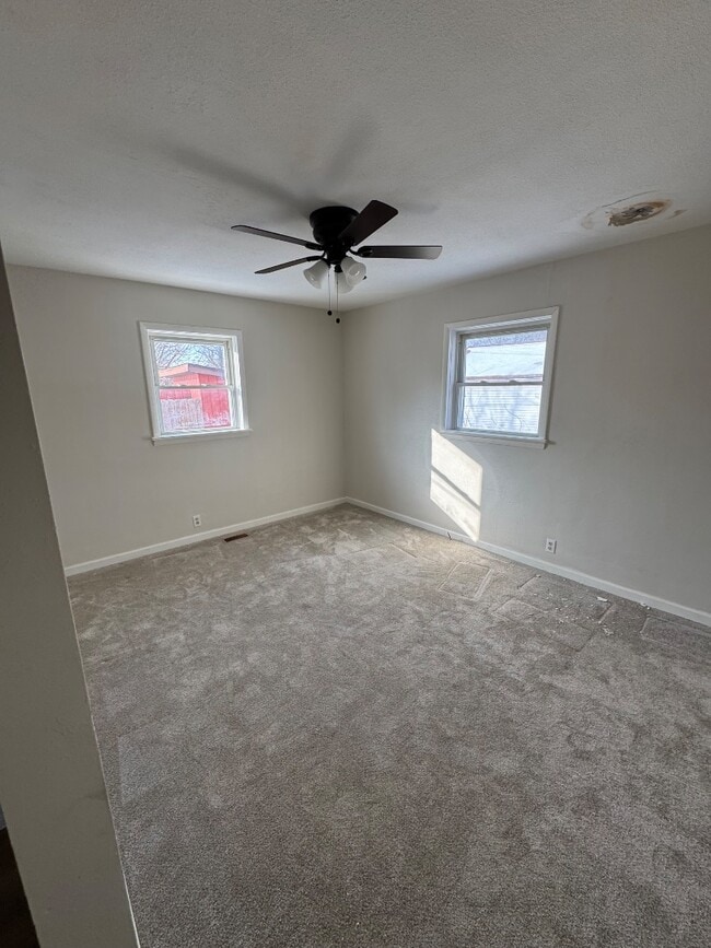 Building Photo - Nth 14 St