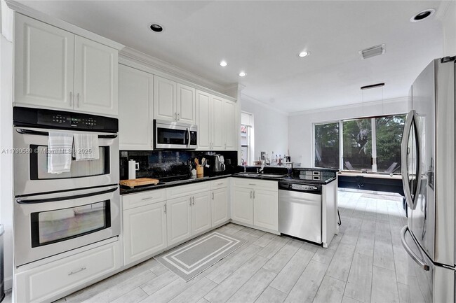 Building Photo - 2508 Cardaman Ave
