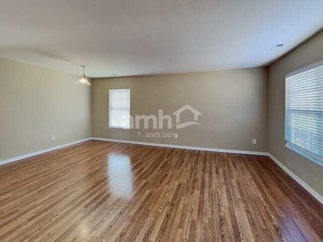 Building Photo - 2432 Sweet Birch Ct