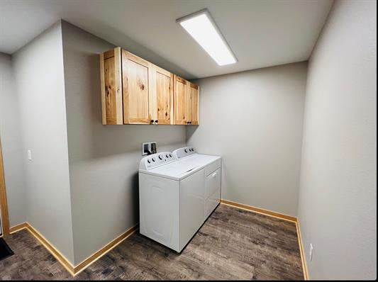 Building Photo - 403 Walnut Ct
