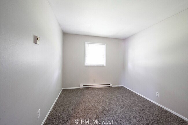 Building Photo - "Charming 2-Bedroom Retreat in New Palestine - 800 Sq Ft of Comfort!"