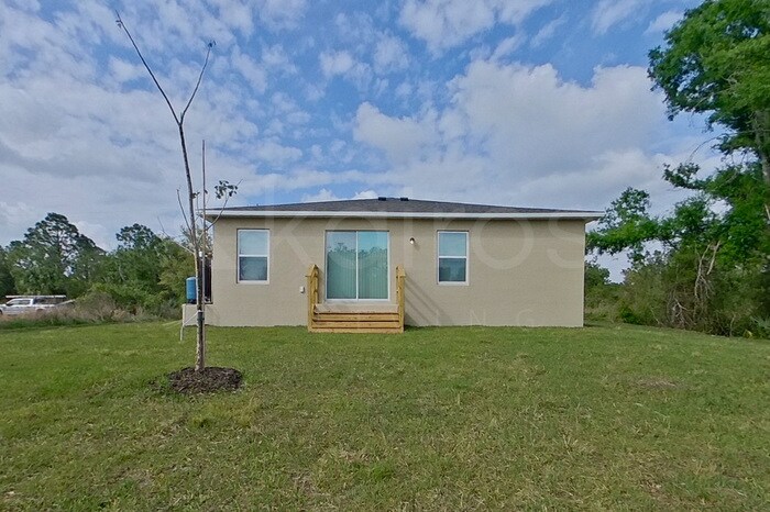 Building Photo - 4669 Finland Ave