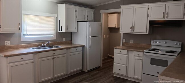 Building Photo - 4910 Charger Ct