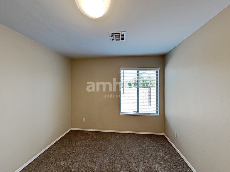 Building Photo - 10808 S Alley Mountain Dr