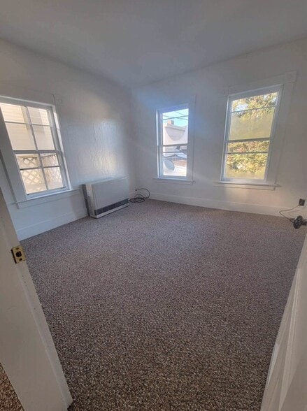 Living Room - 184 S Main St
