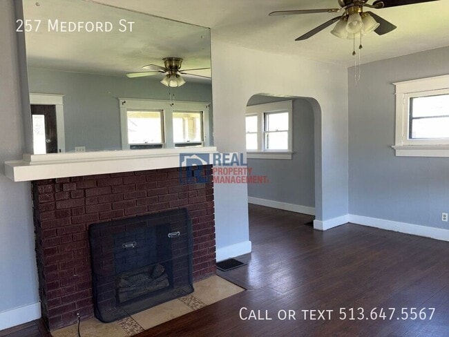 Building Photo - 257 Medford St