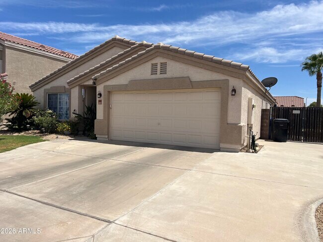 Building Photo - 11185 W Ashley Chantil Dr