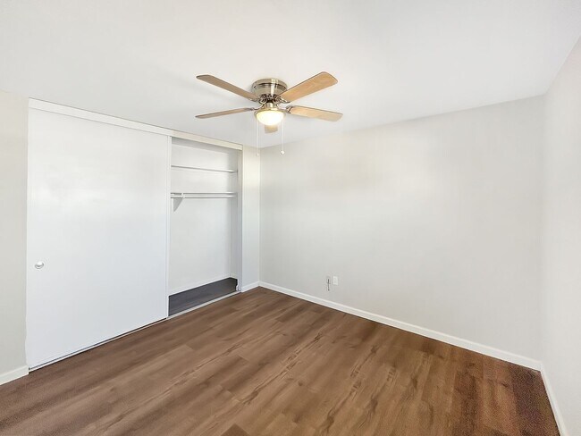 Building Photo - Beautiful 4BD/2BA W/ Attached Garage in Cl...