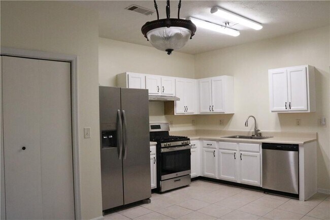 Building Photo - 3825 Jackson Shoals Ct SW