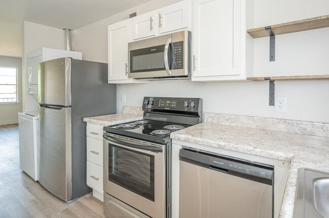 Brand new stainless steel appliances - 1140 12th St S