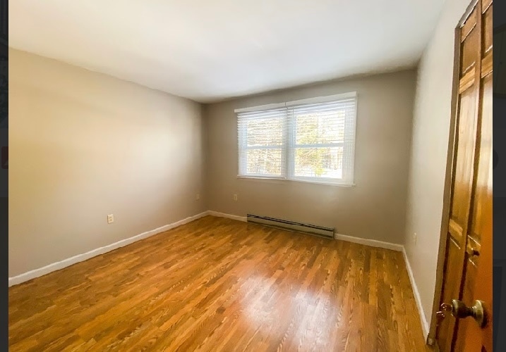 Building Photo - 20 Fairbanks St