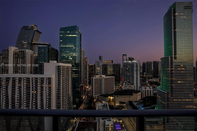 Building Photo - 151 SE 1st St