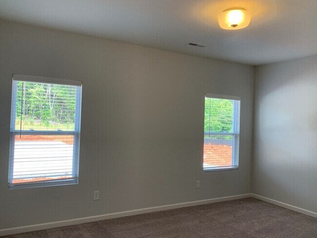 Building Photo - 5712 Oakgate Dr