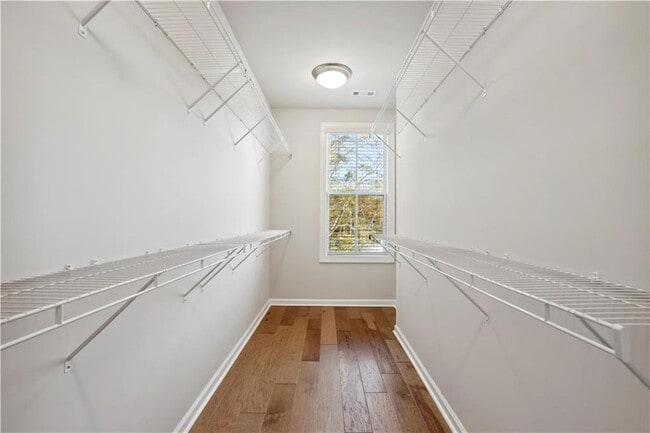 Building Photo - 410 Townly Ct